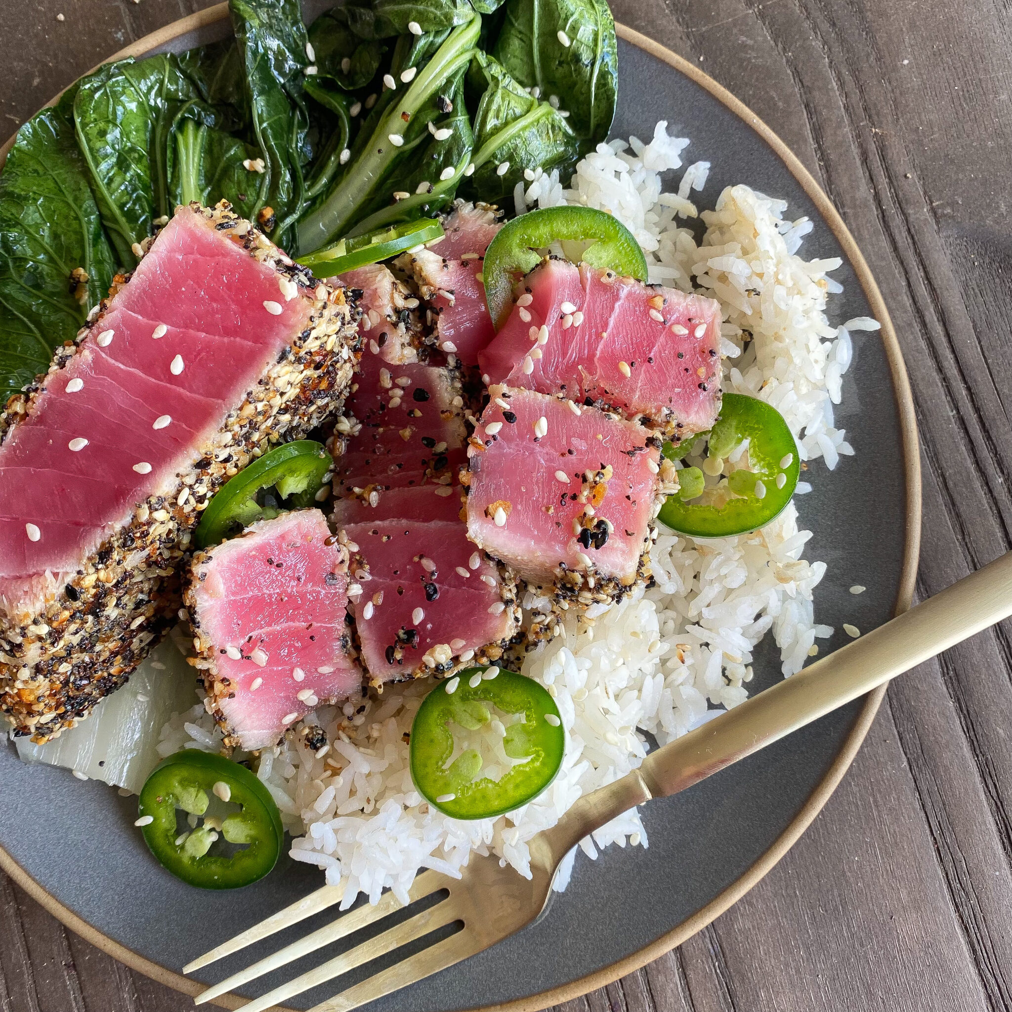 everything-bagel-seasoning-seared-tuna-steak-snp